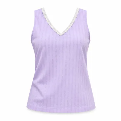 Sleeveless shirt light purple
